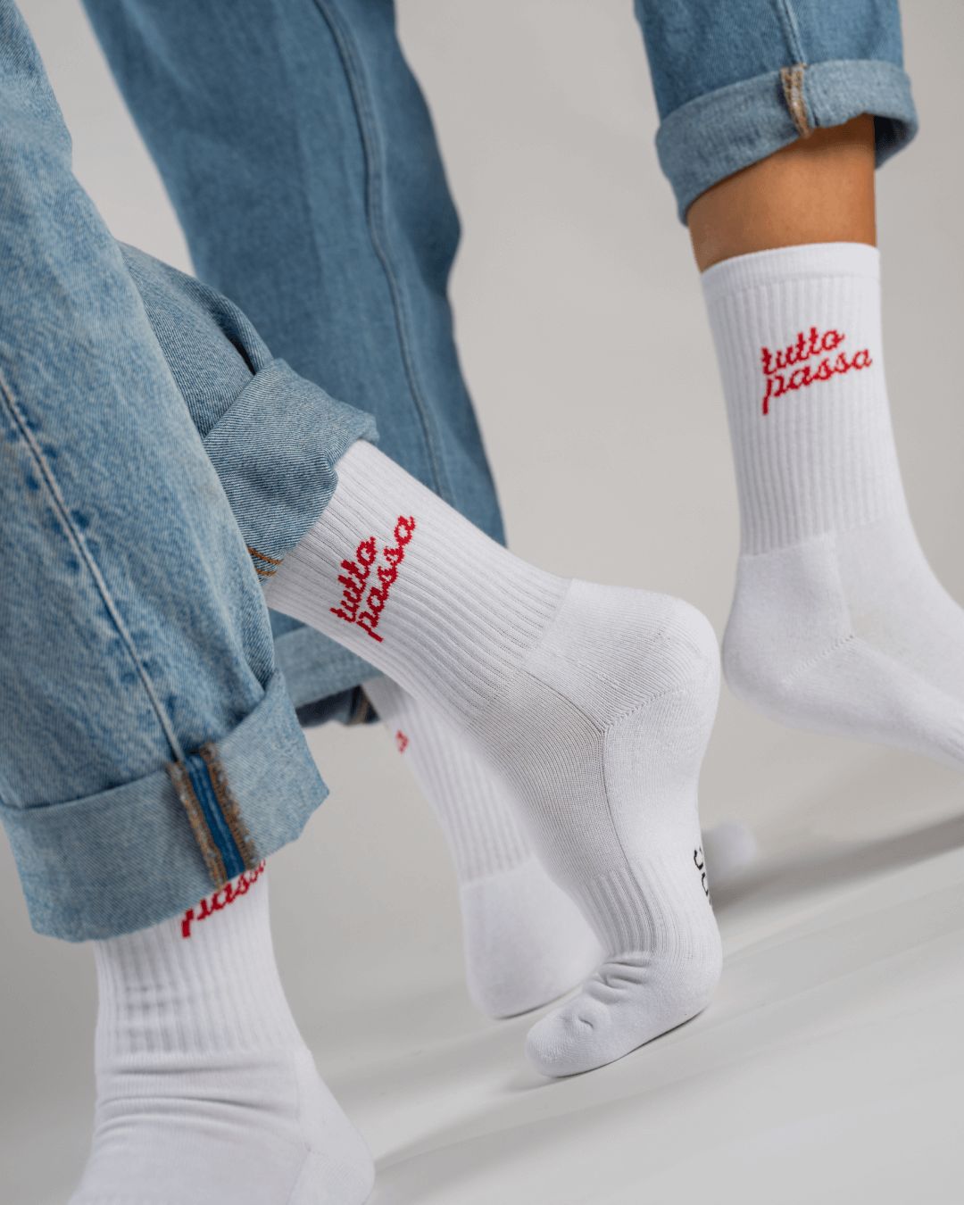 tutto passa Socken - NBDC